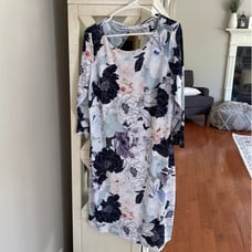 A Pea in the Pod maternity dress