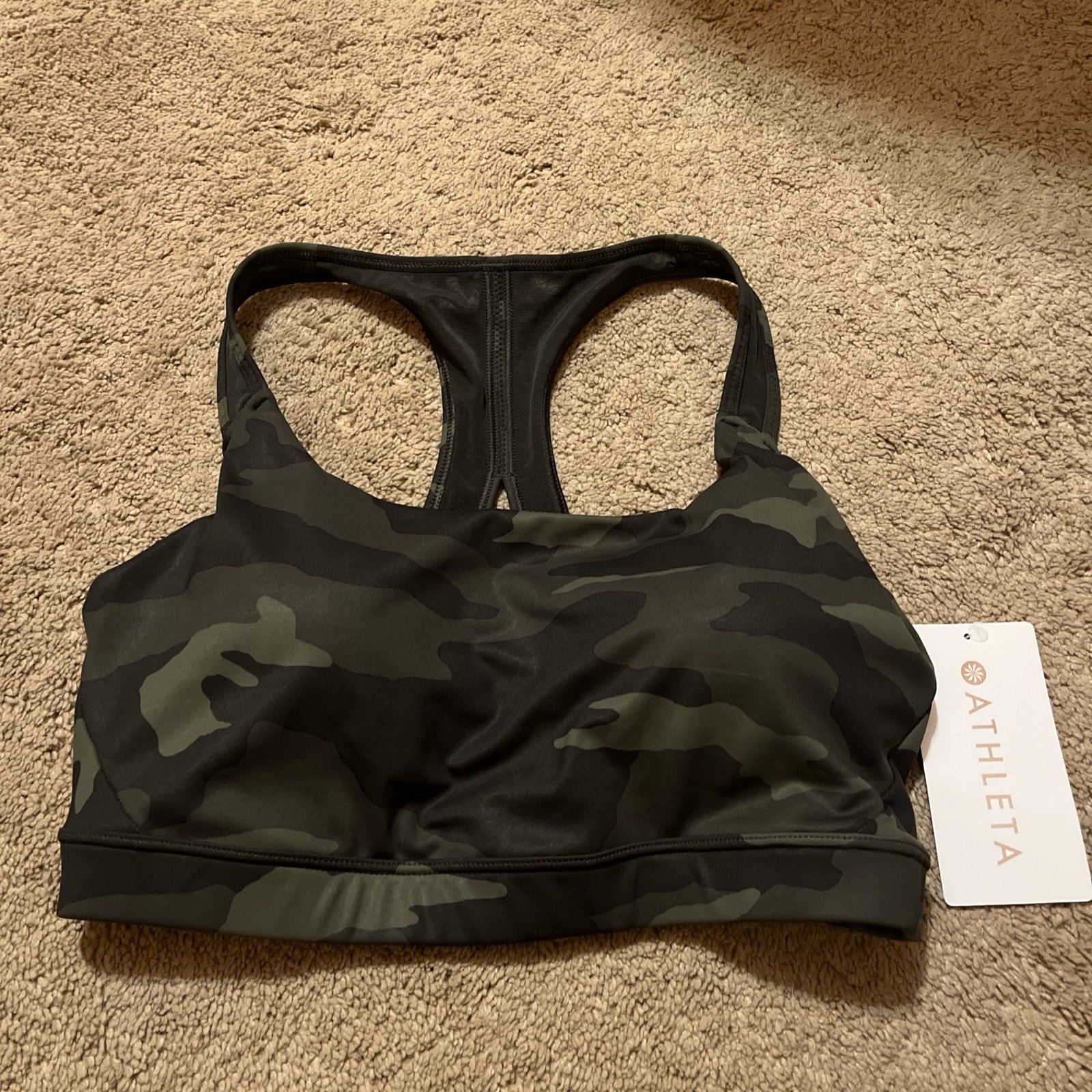 NWT athleta camo padded bra. Brand new and so cute