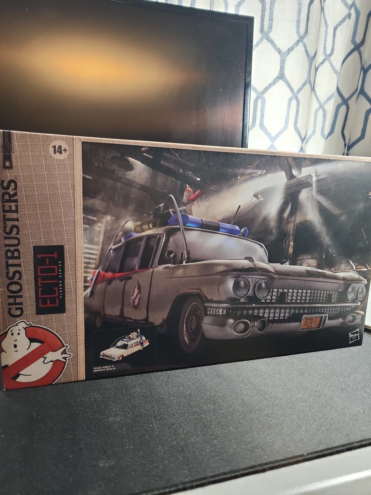 Ghostbusters Plasma Series Ecto-1