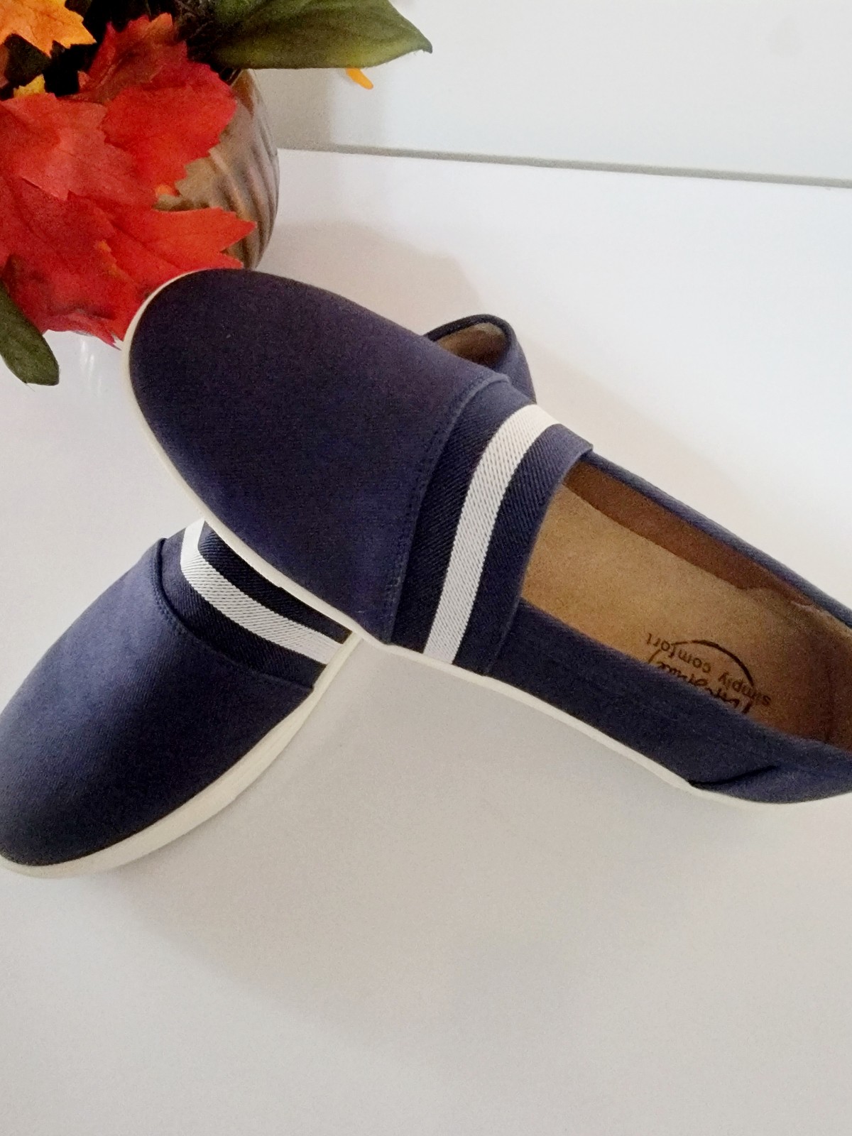 LifeStride Stockton canvas slip on