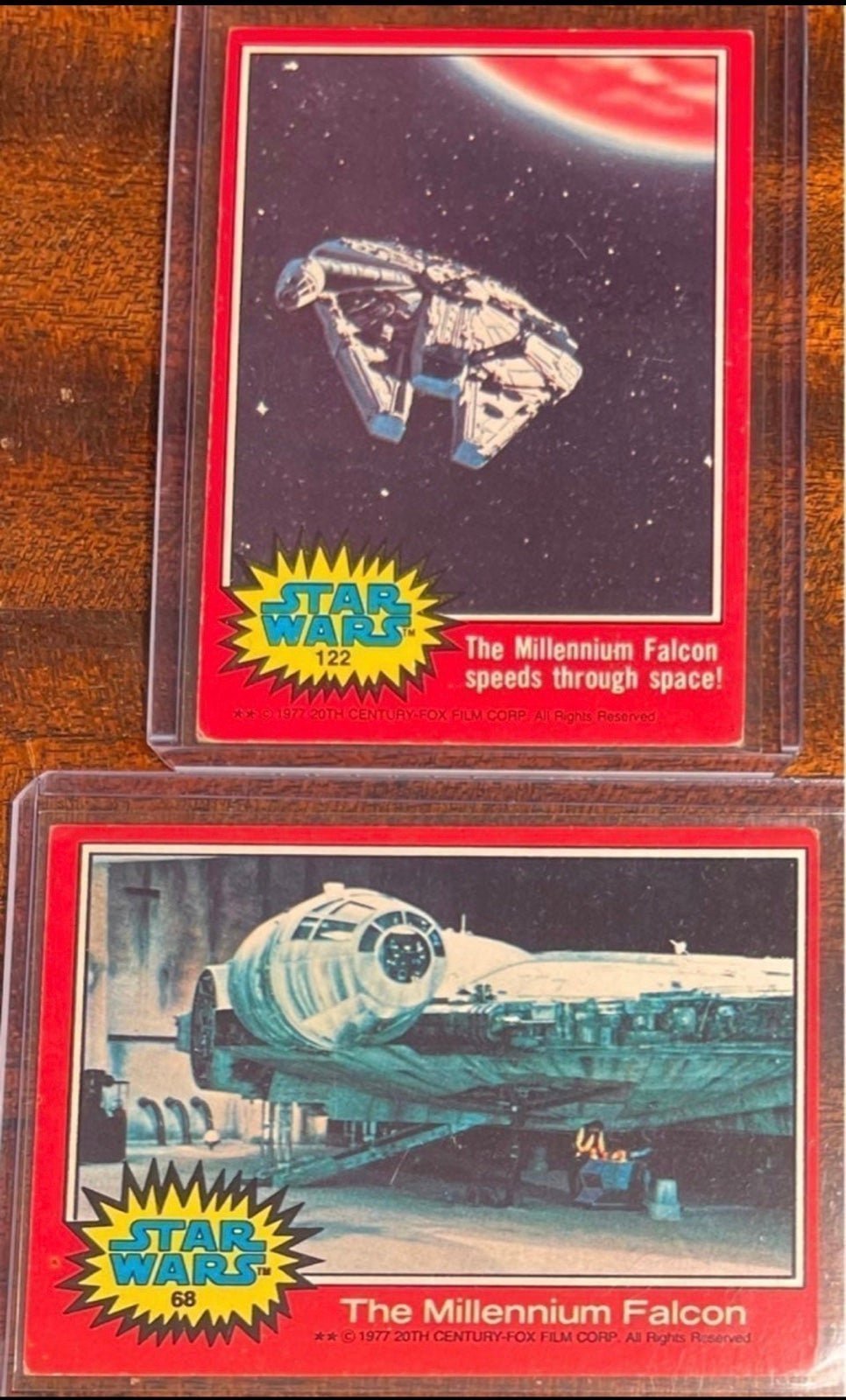 1977 TOPPS STAR WARS CARD #68 #122 THE MILLENNIUM FALCON LOT HAN SOLO CHEWBACCA