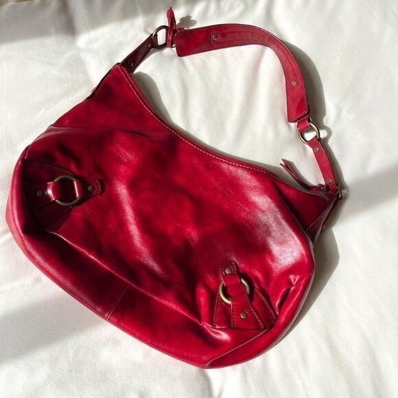 bandolino y2k genuine leather red cherry purse