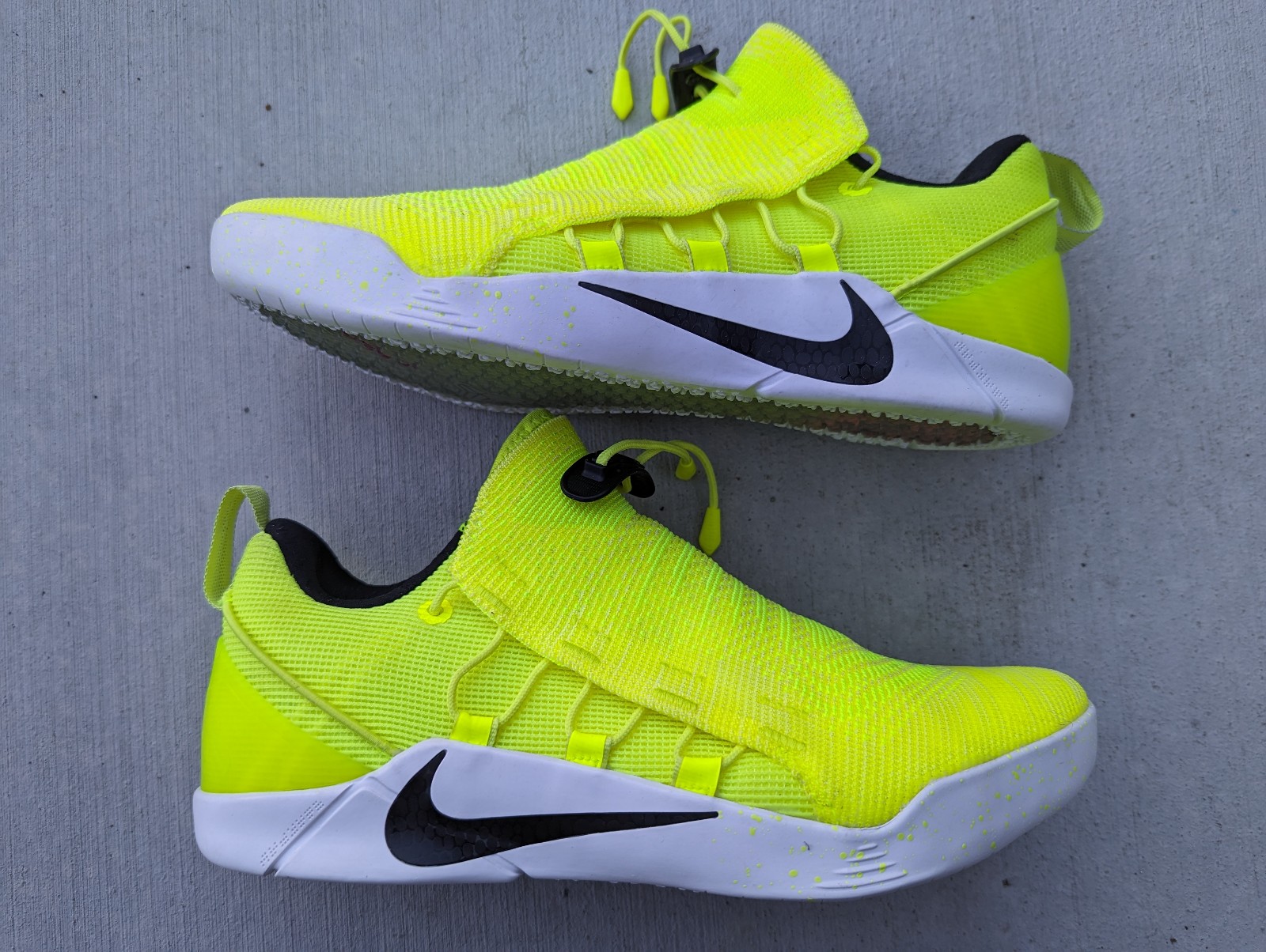 DS Nike Zoom Kobe AD NXT Neon Volt