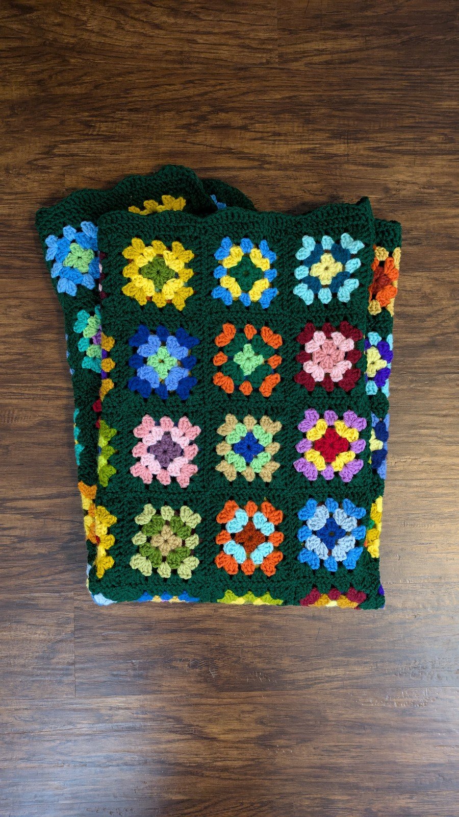 Vintage handmade multicolored green granny square blanket 58x43