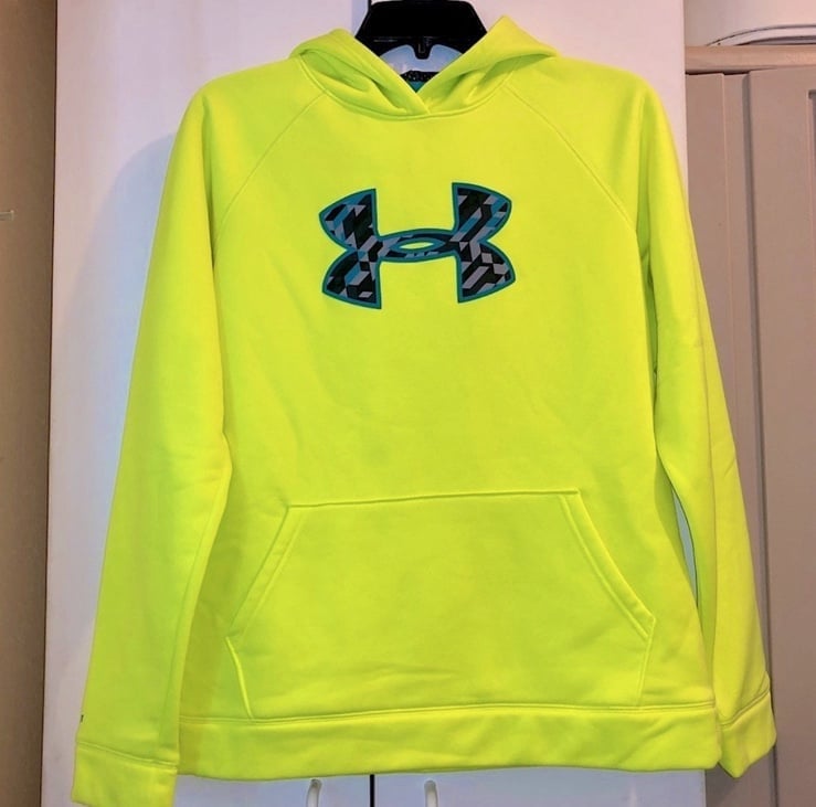 Under Armour pull over Hoodie