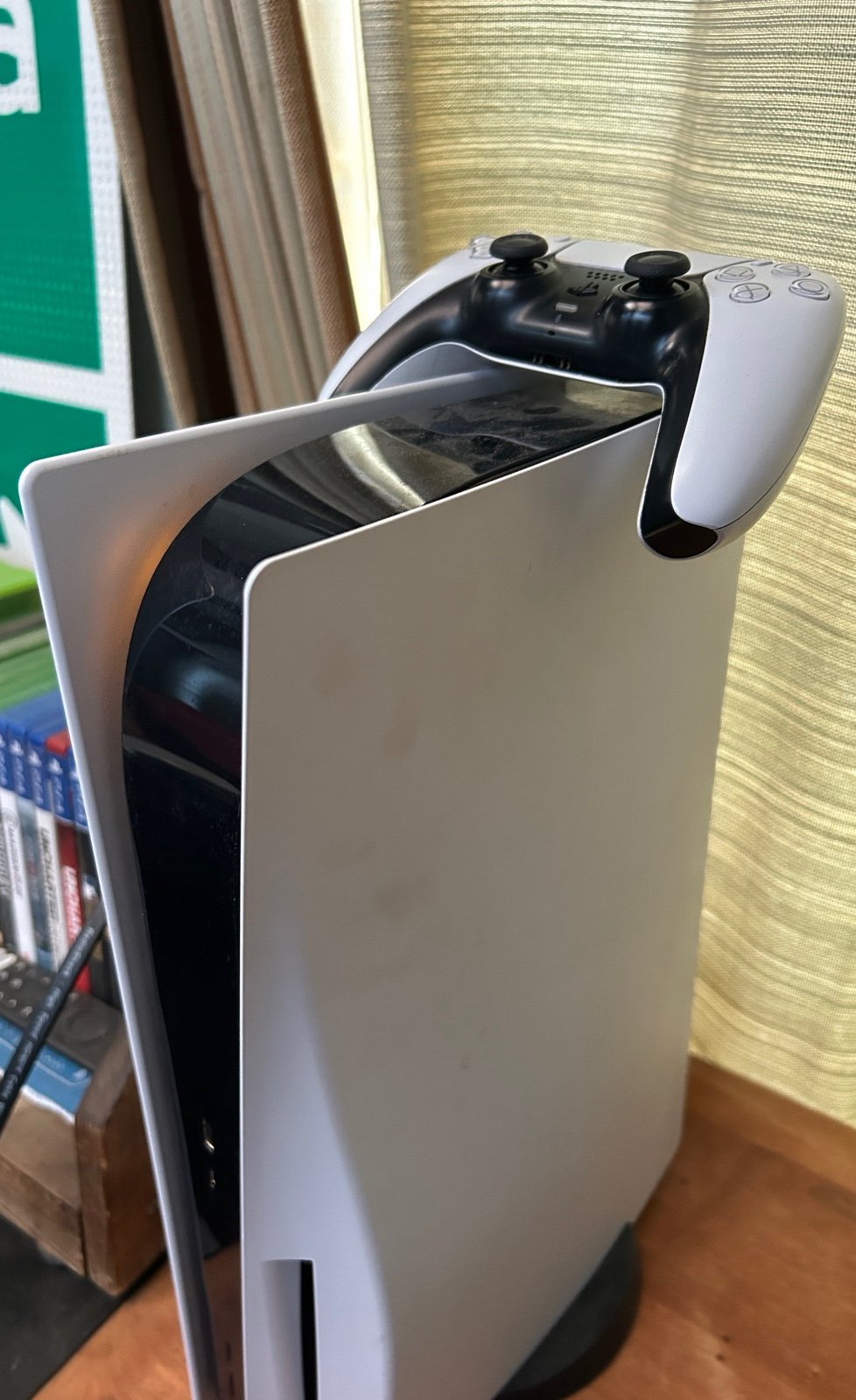 PS5 w Disk drive 700GB storage