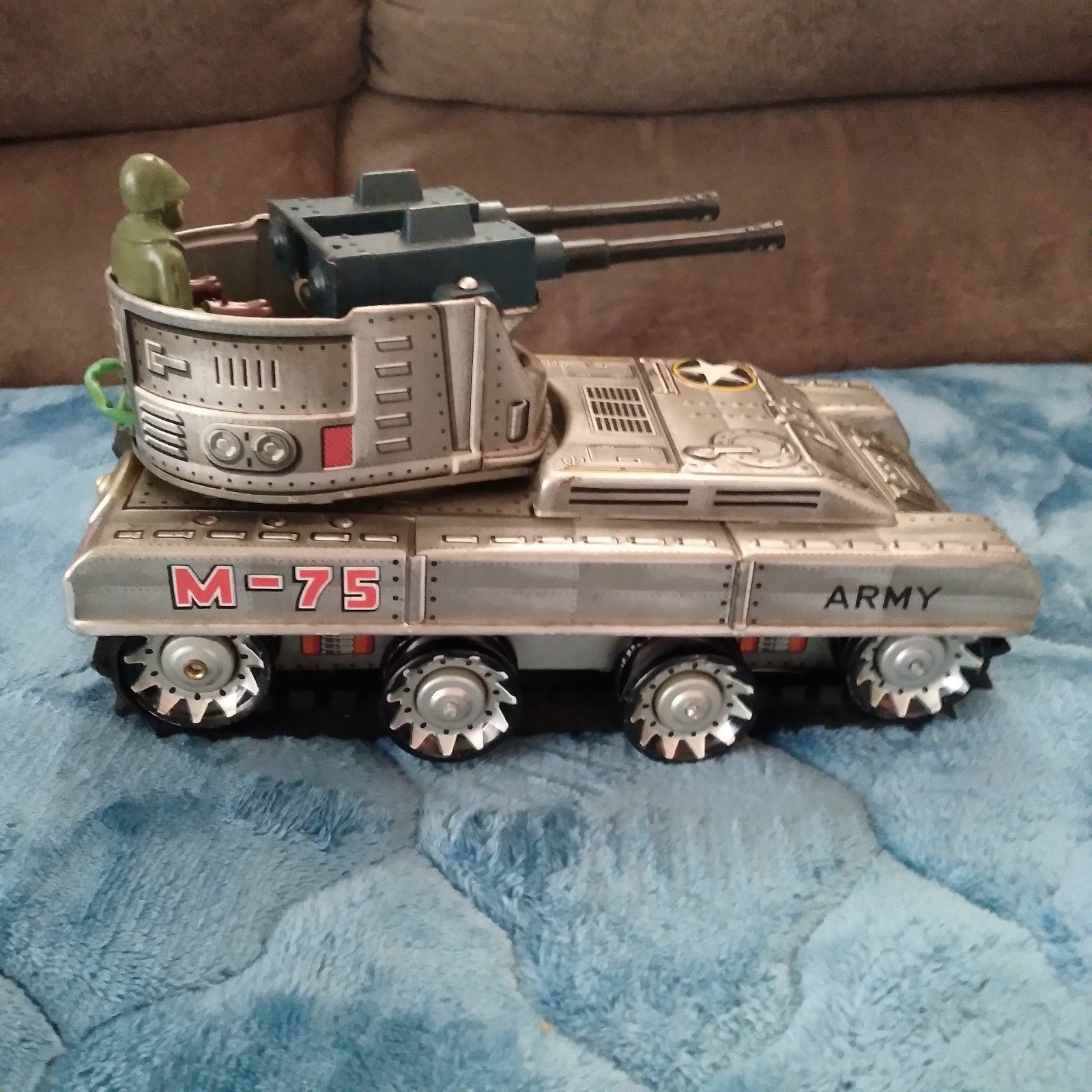 1950s sankei battery opp tank