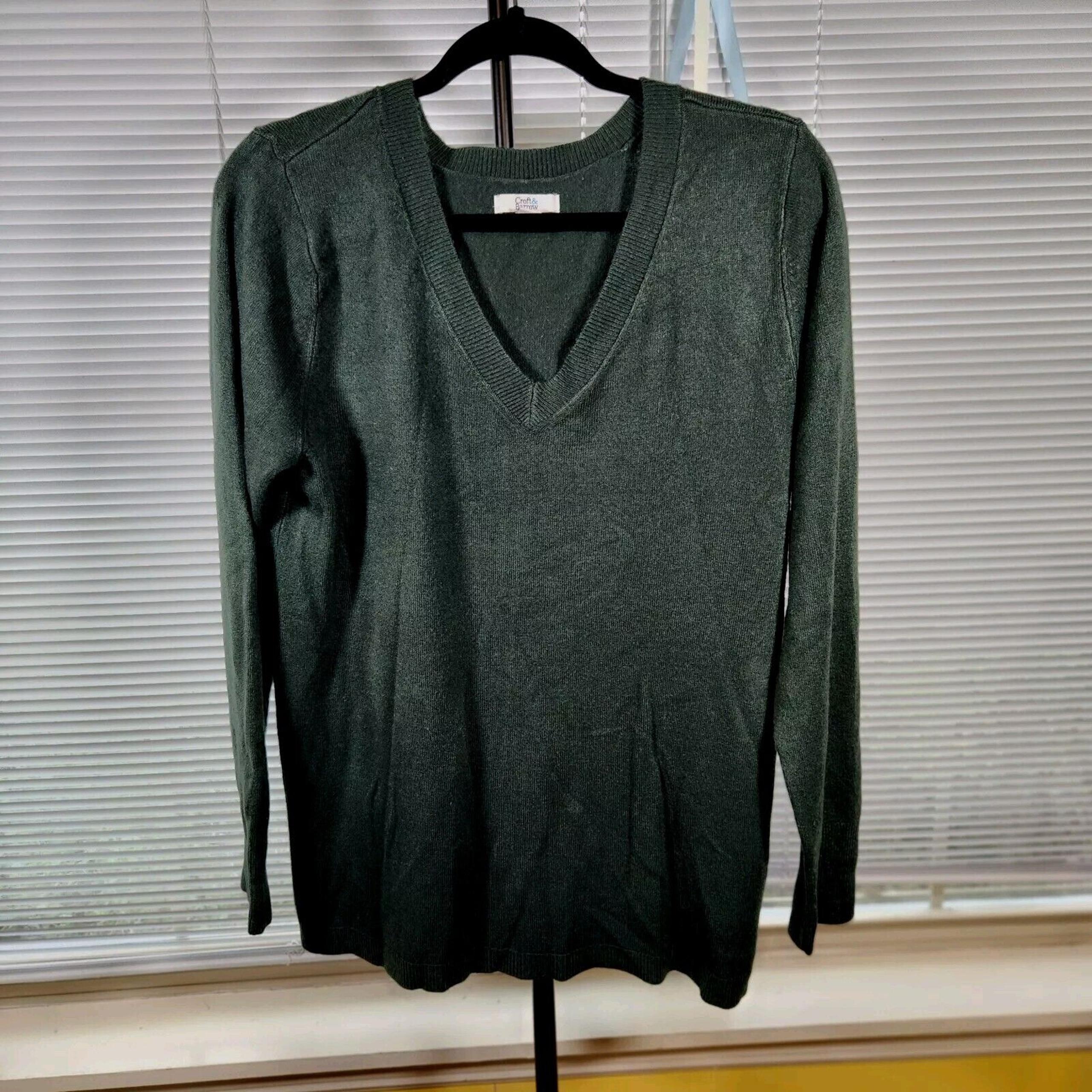 Croft & Barrow V-Neck Super Soft Fine Knit Forrest Green Sweater Large