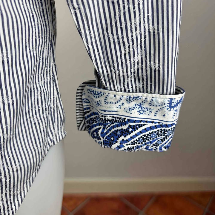 Robert Graham Flip Cuff Shirt Size Men’s Small