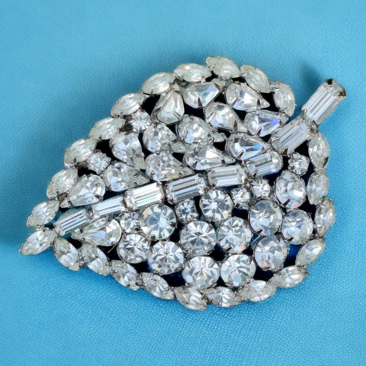Vintage Juliana Leaf Brooch