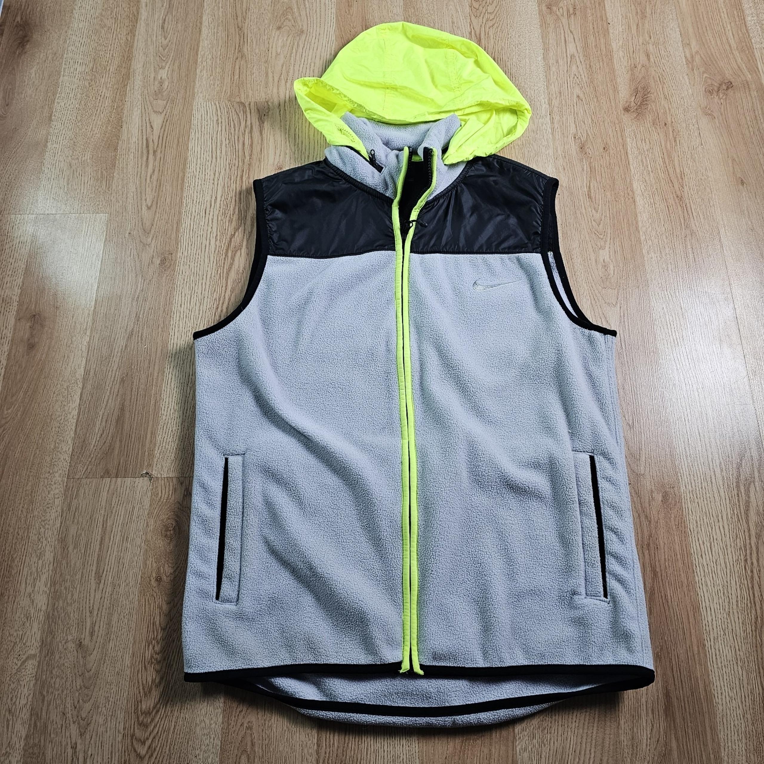 Nike Vest Mens Medium Gray Fleece Air Max 95 Am Volt Built In Rain Hood Full Zip