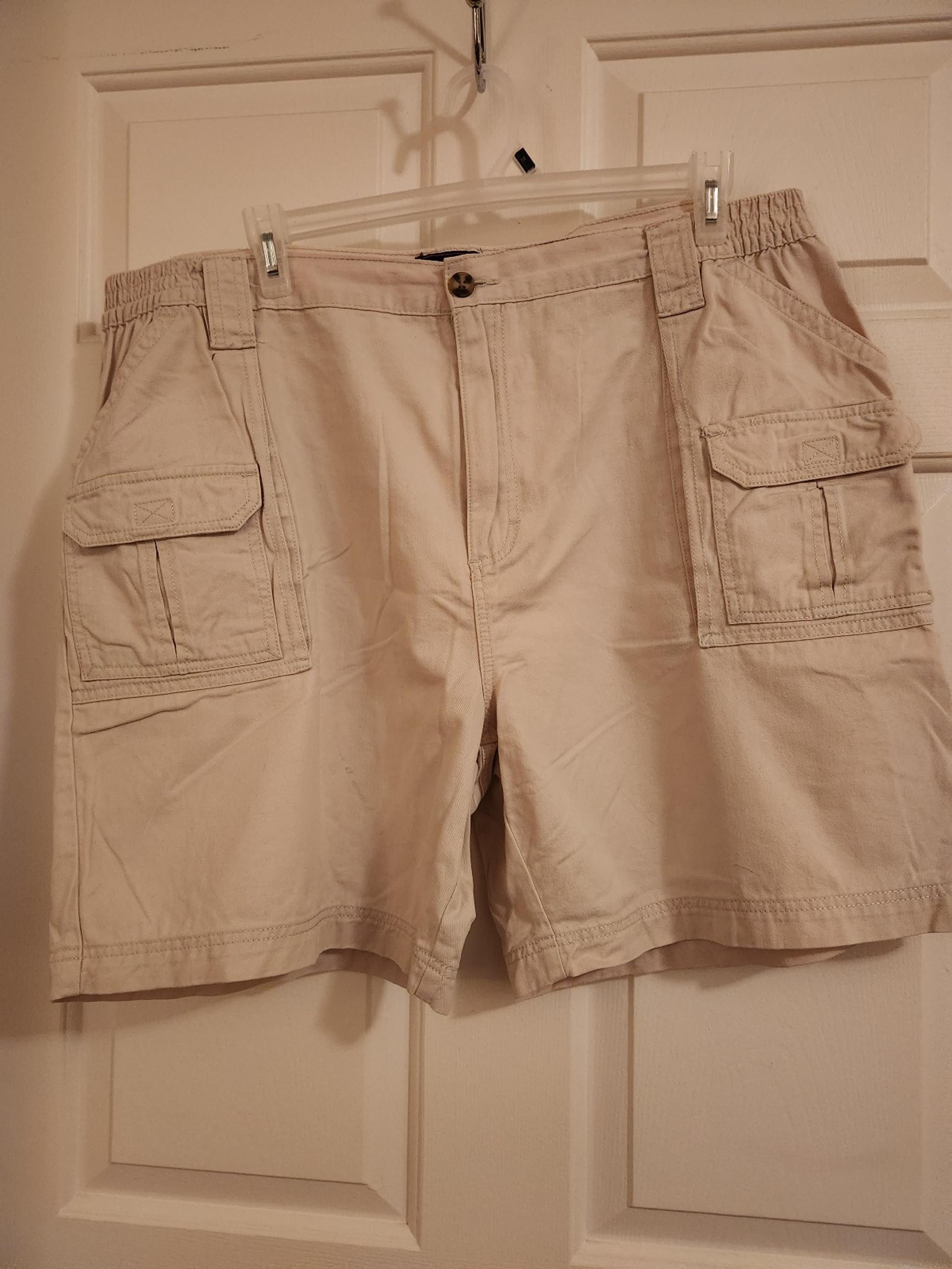 Mens cargo shorts
