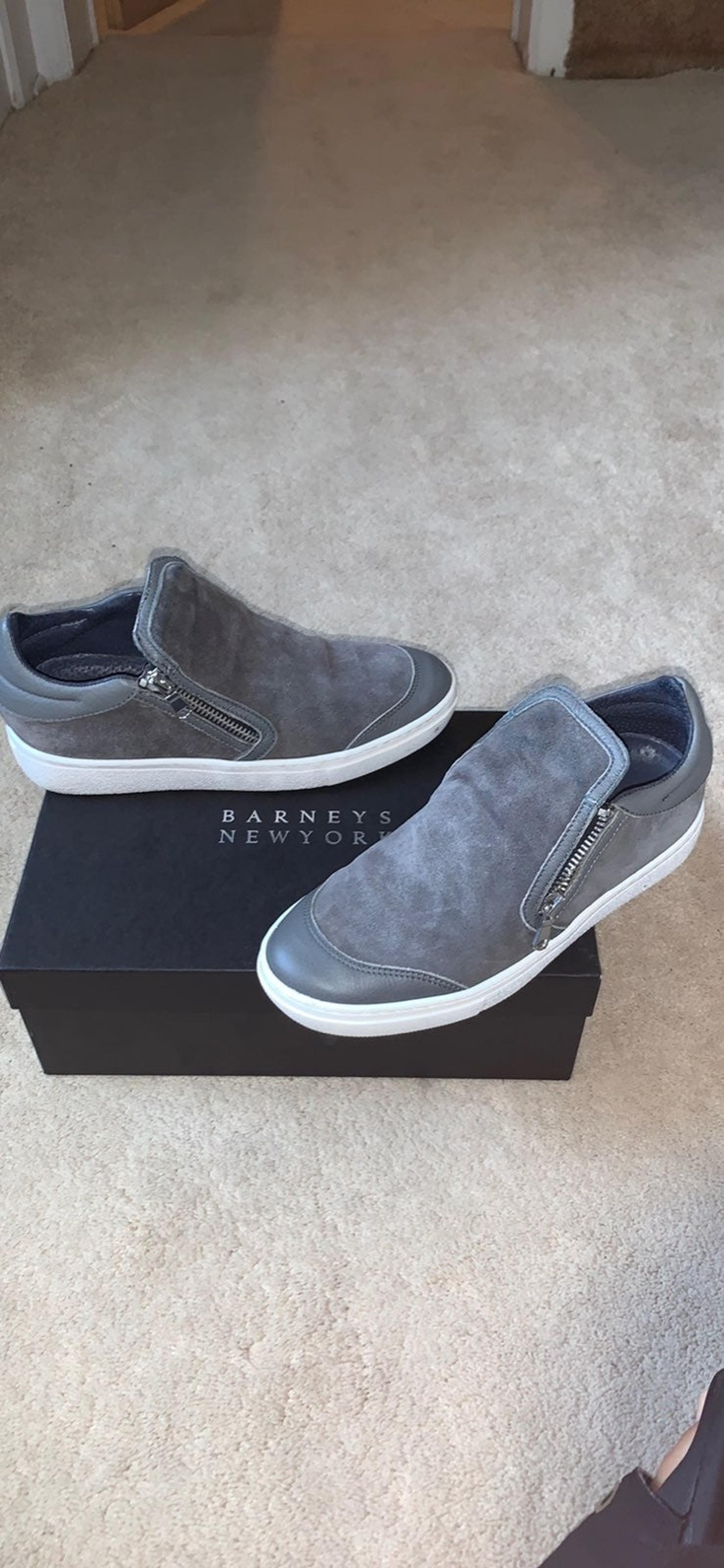 Barneys New York slip ons