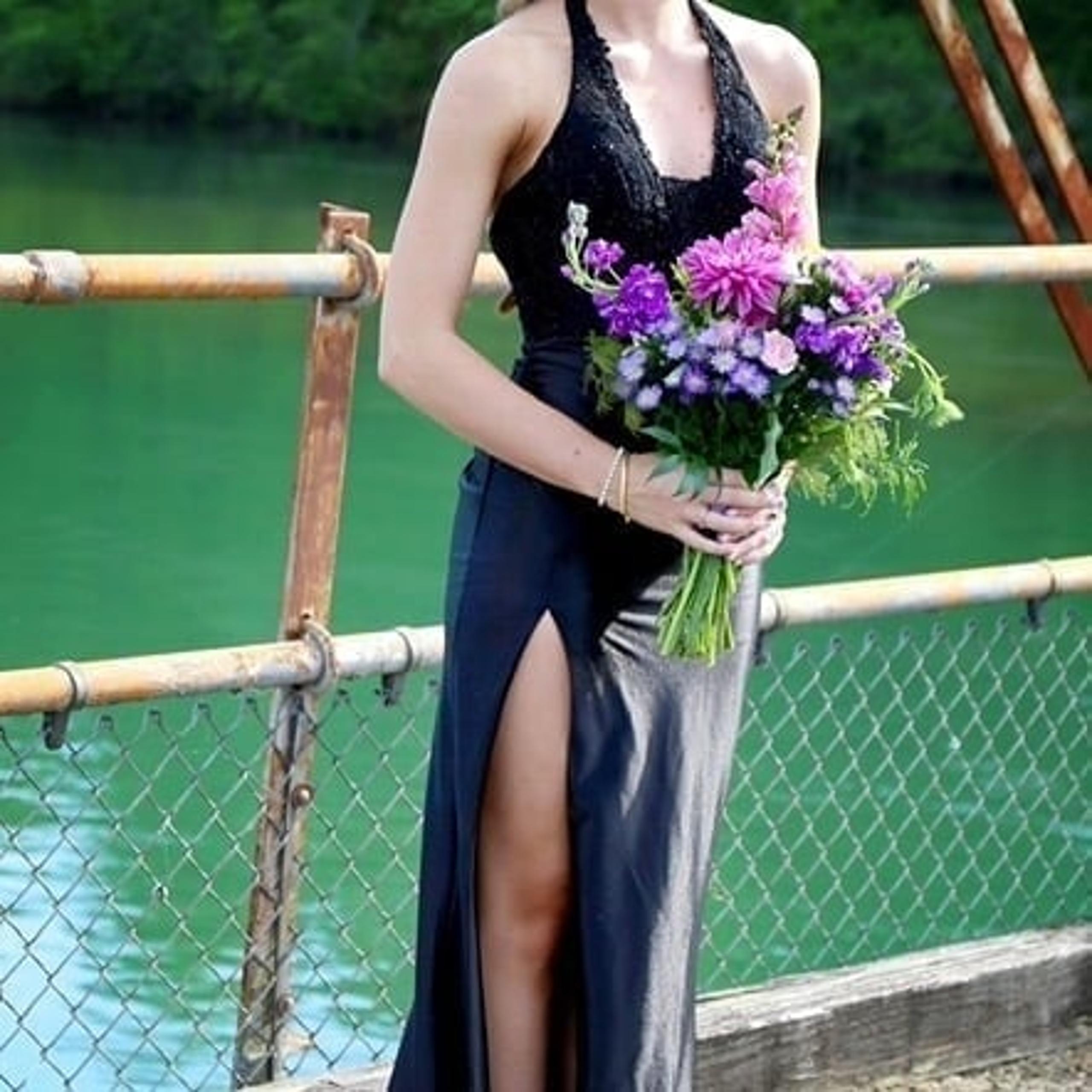 Sherri Hill Prom Dress Size 00