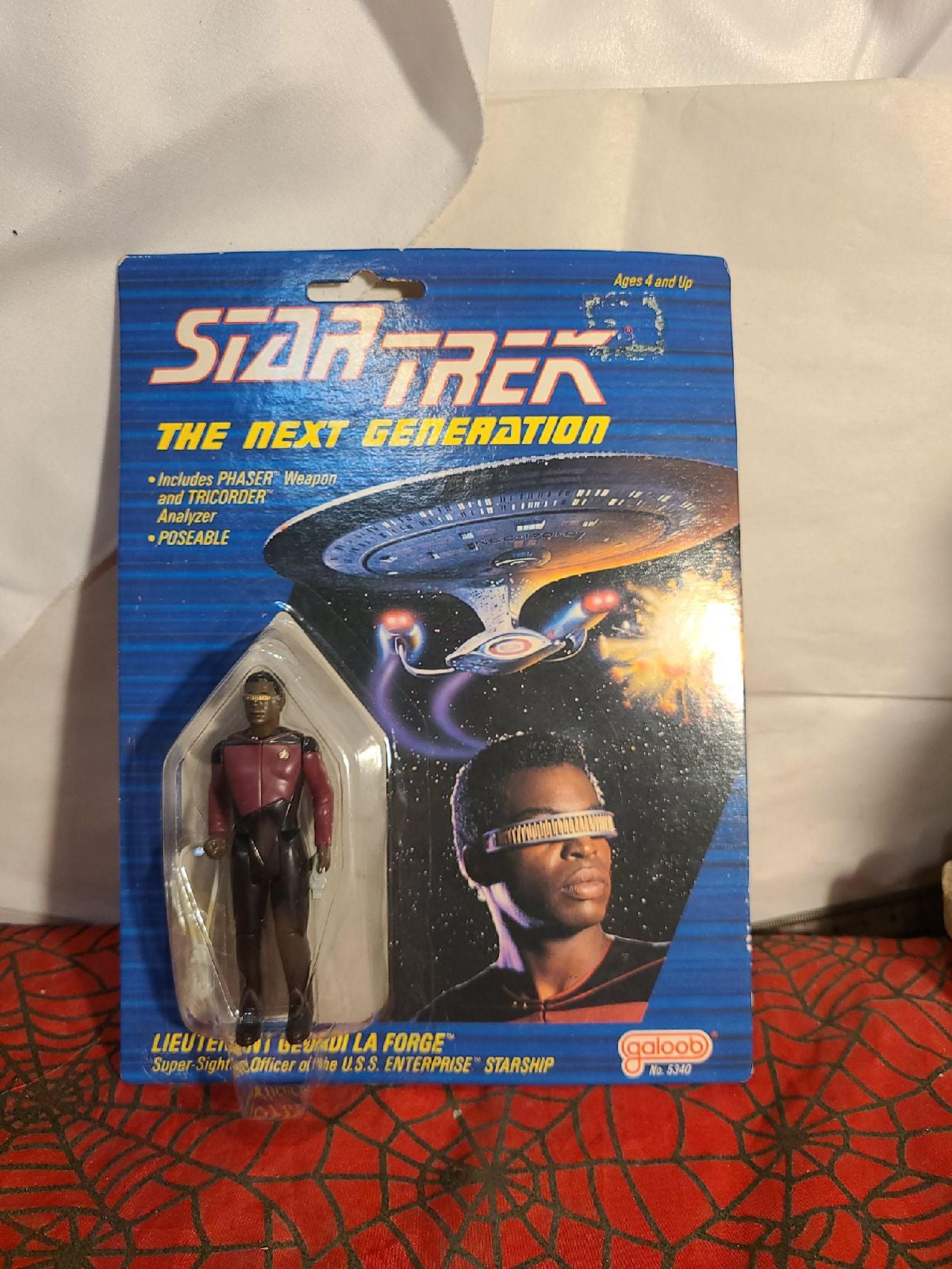 STAR TREK THE NEXT GENERATION LT GEORDI LA FORGE ACTION FIGURE 1988 GALOOB LG