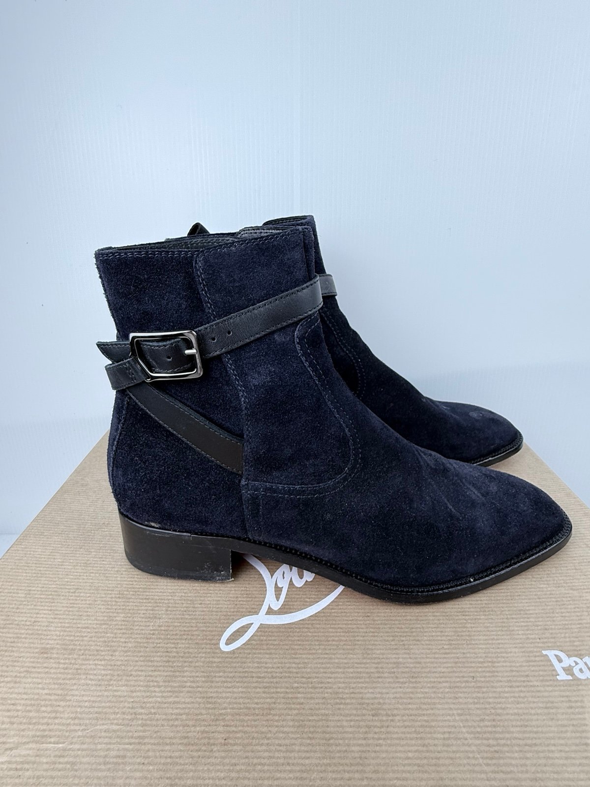 Louboutin kicko navy suede ankle boots size 39