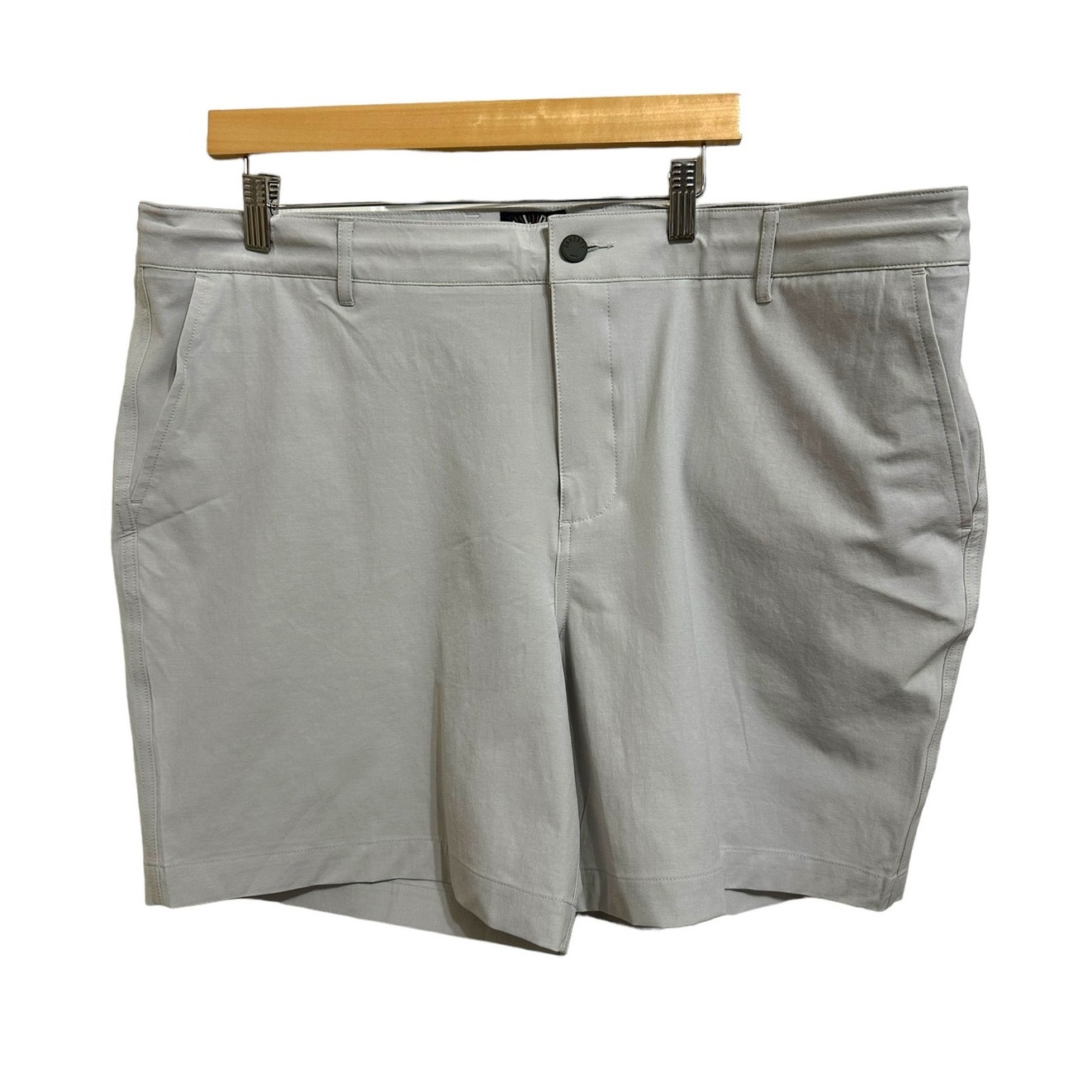 Faherty men's belt loop all day shorts 7'' stone size 42 NEW 98