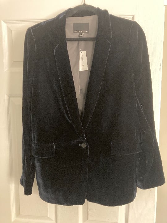 Banana Republic Velvet Blazer
