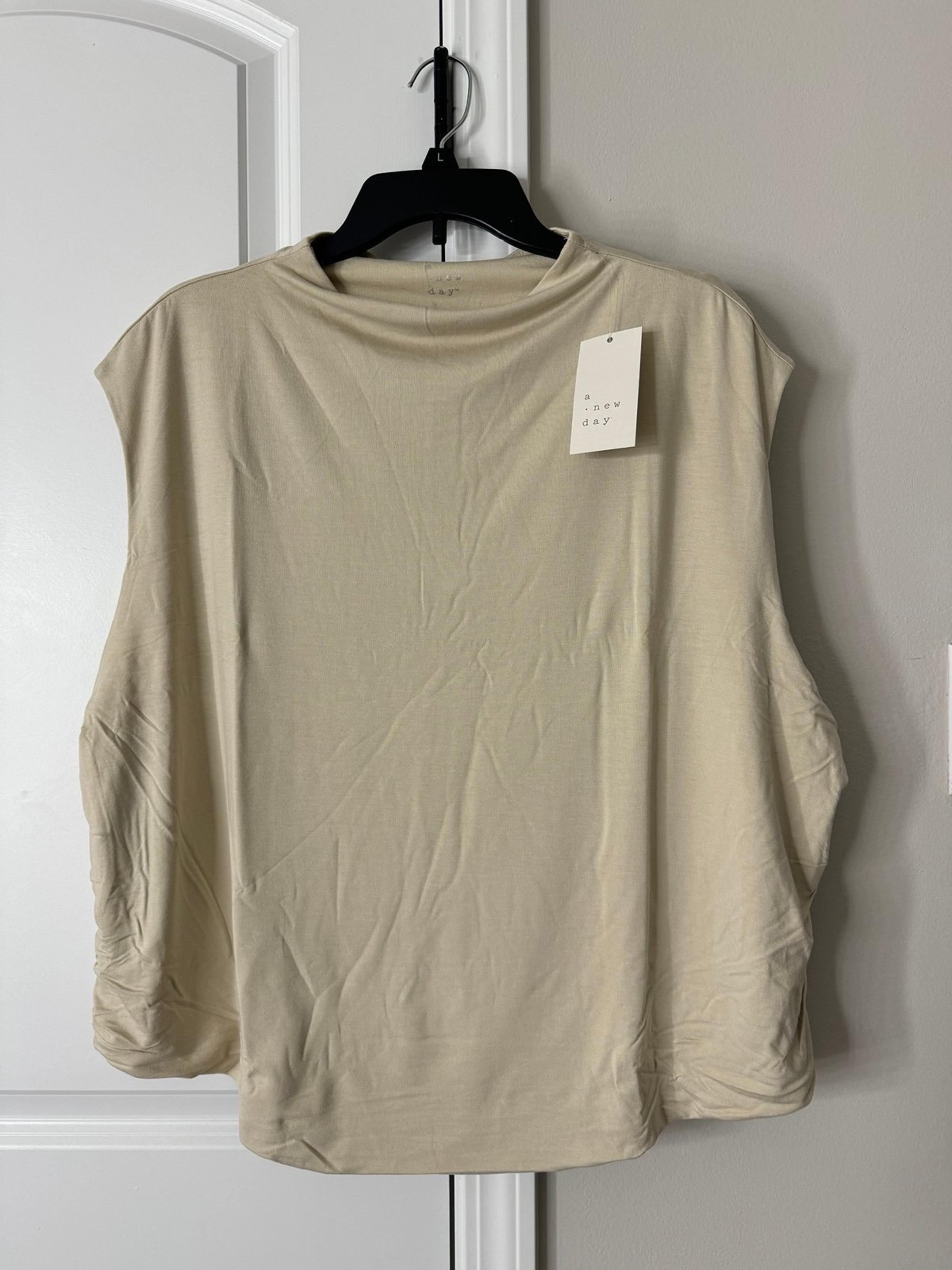 Women's Slim Fit Short Sleeve Mock Turtleneck T-Shirt - Size 3X