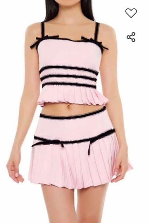 NEW FOREVER 21 L PINK & BLACK BOWS CROPPED CAMI & DROP WAIST PLEATED MINI SKIRT