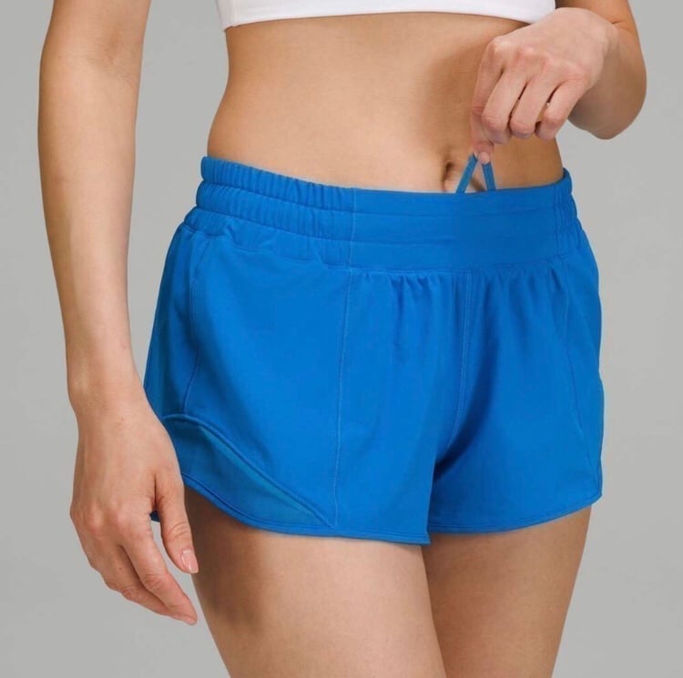 Lululemon Hotty Hot Low-Rise Lined Short 2.5 Poolside 2