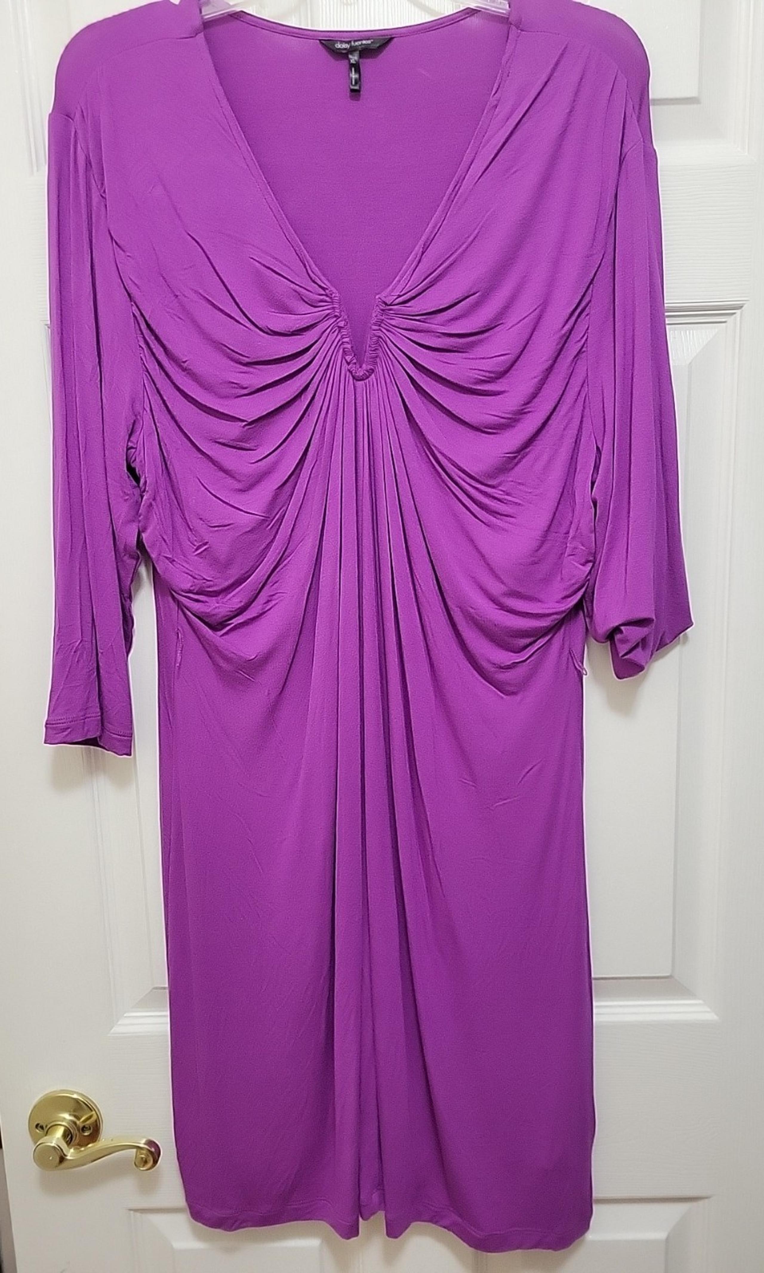 Daisy Fuentes Sz XL OrchidDress Sexy neck cut, 3/4 sleeve. NWT