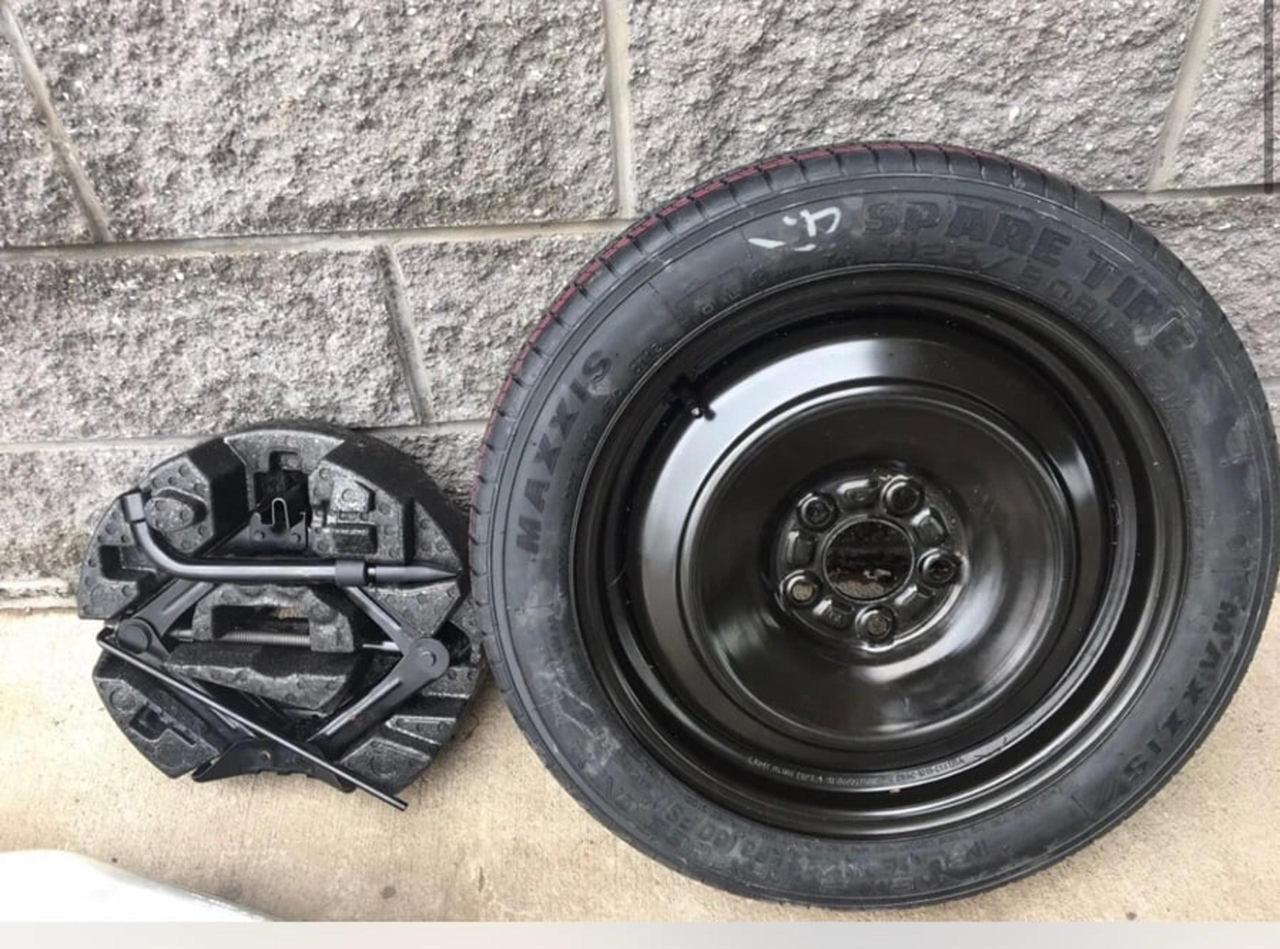 2012-2020  Ford Focus fusion spare tire with tool kit T125/80R/16