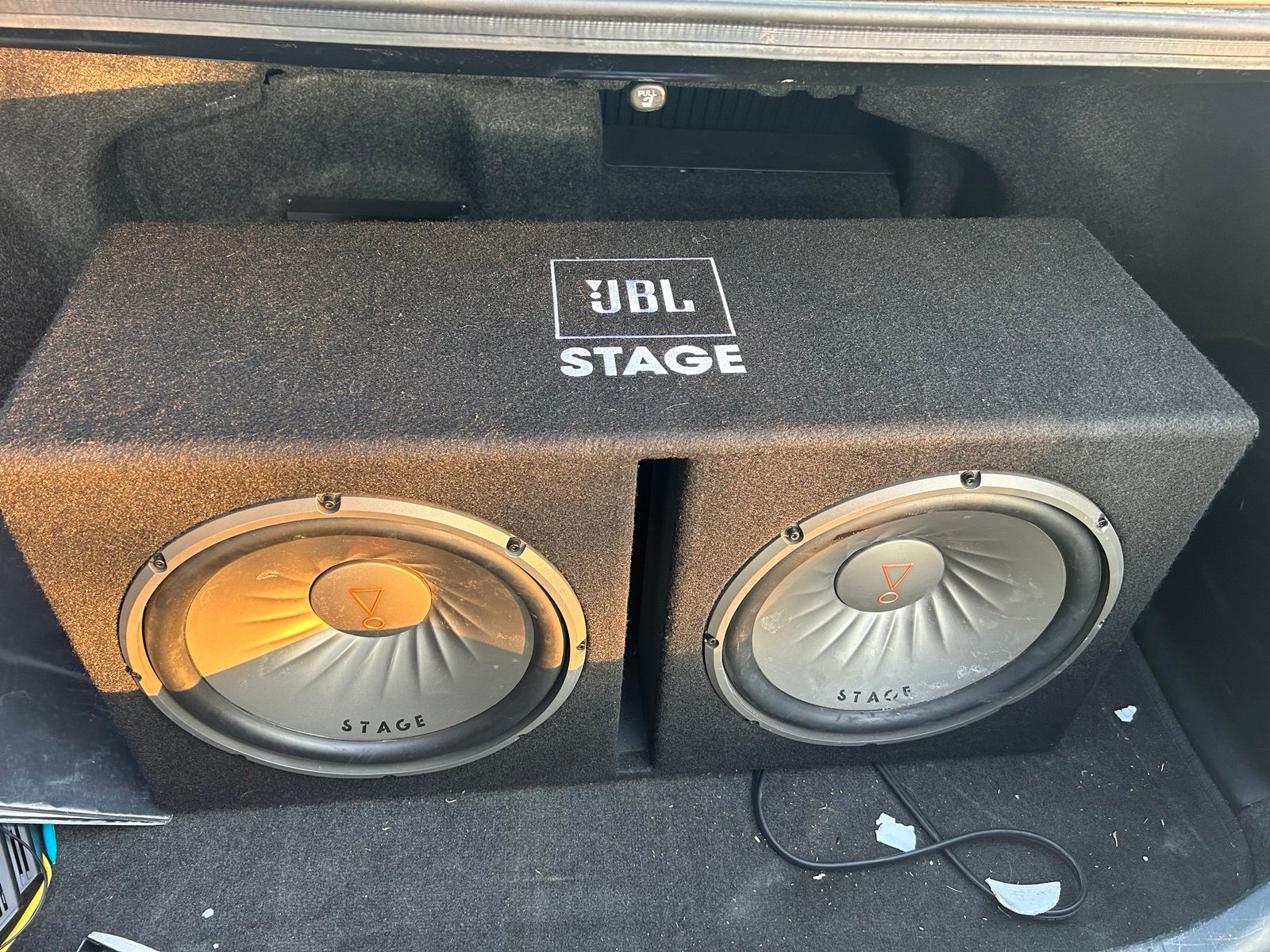 JBL 2 12 Subwoofers and a DD 1200w amp
