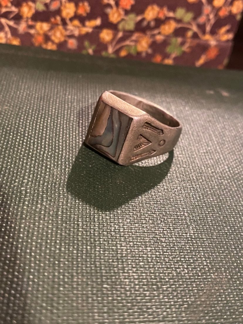 Vintage mens ring