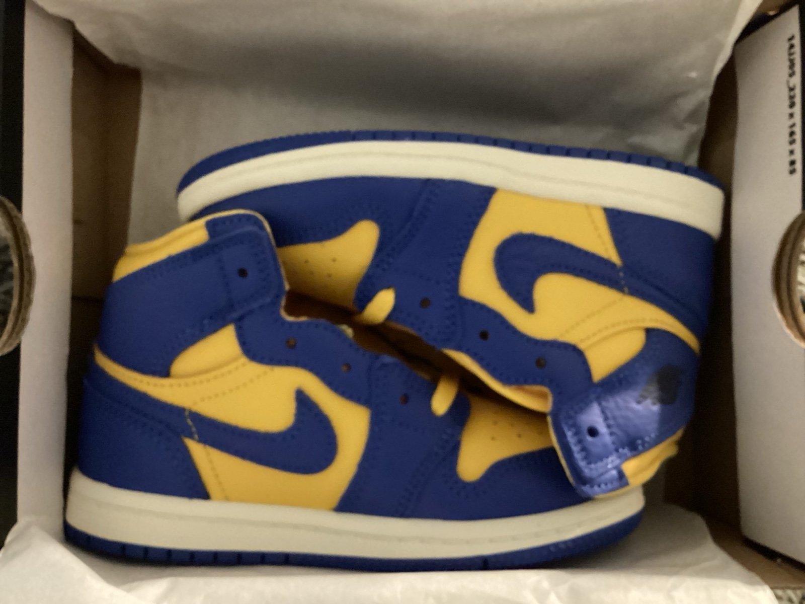 Nike Jordan 1 Retro High OG Shoes BNWT