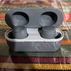 Earbuds Wireless Headphones in grey