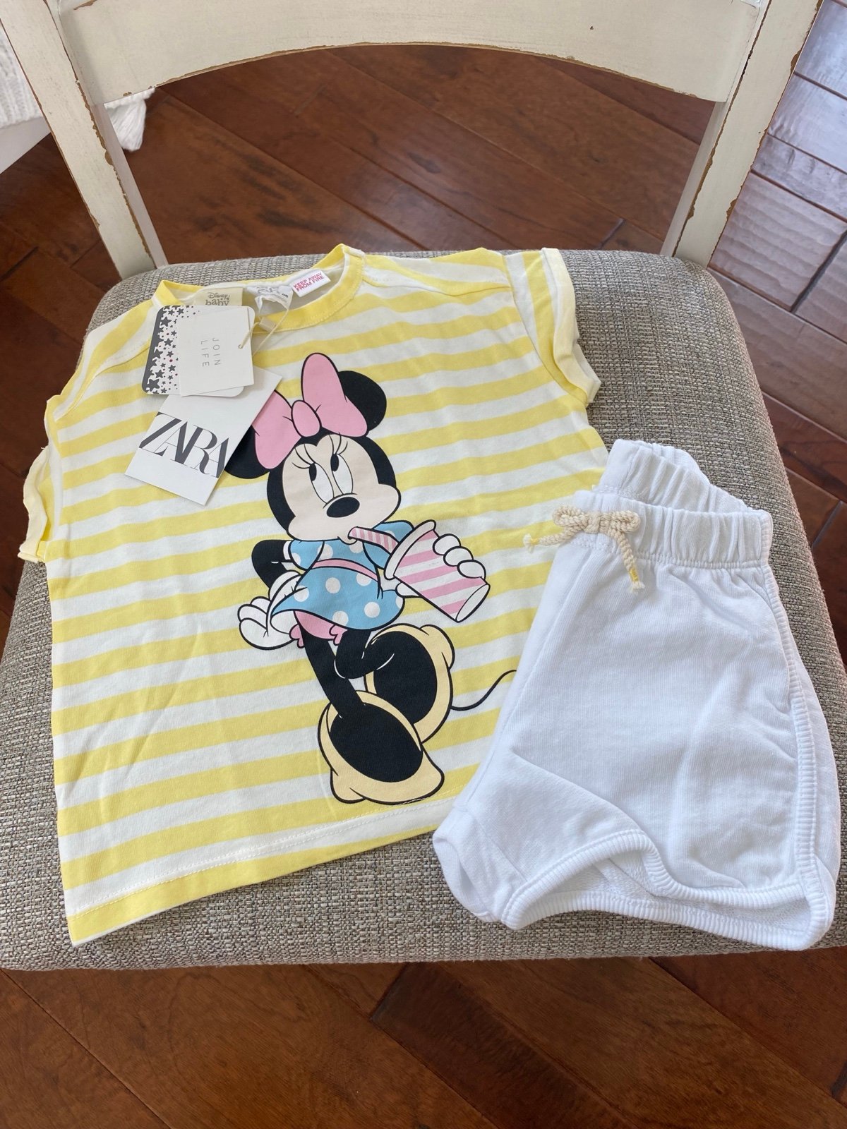 New Zara 2-piece Disney outfit