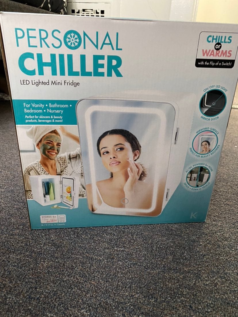 Chiller LED Lighted Mini Fridge