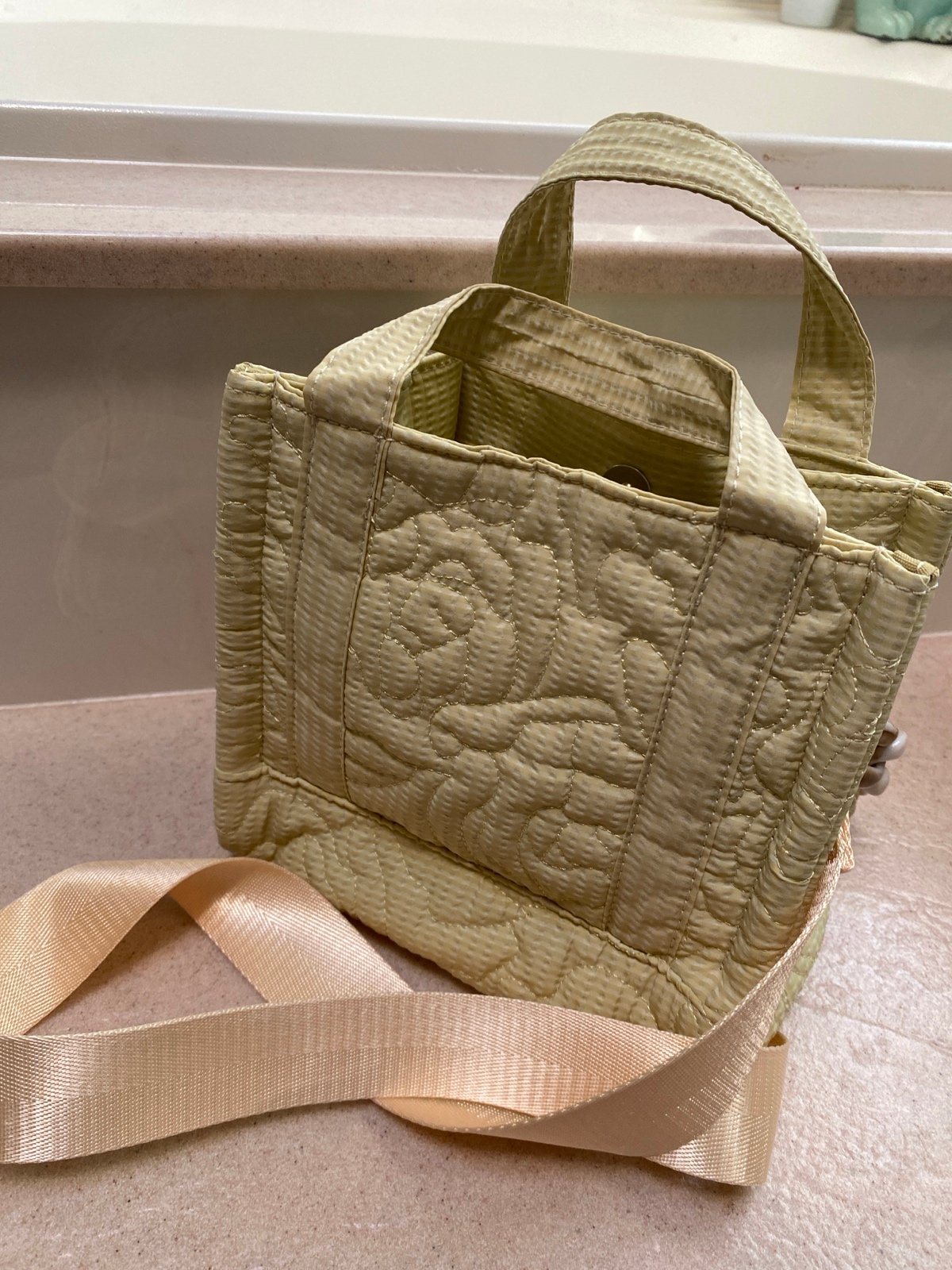 Hvisk Mini Tote/ Crossbody
