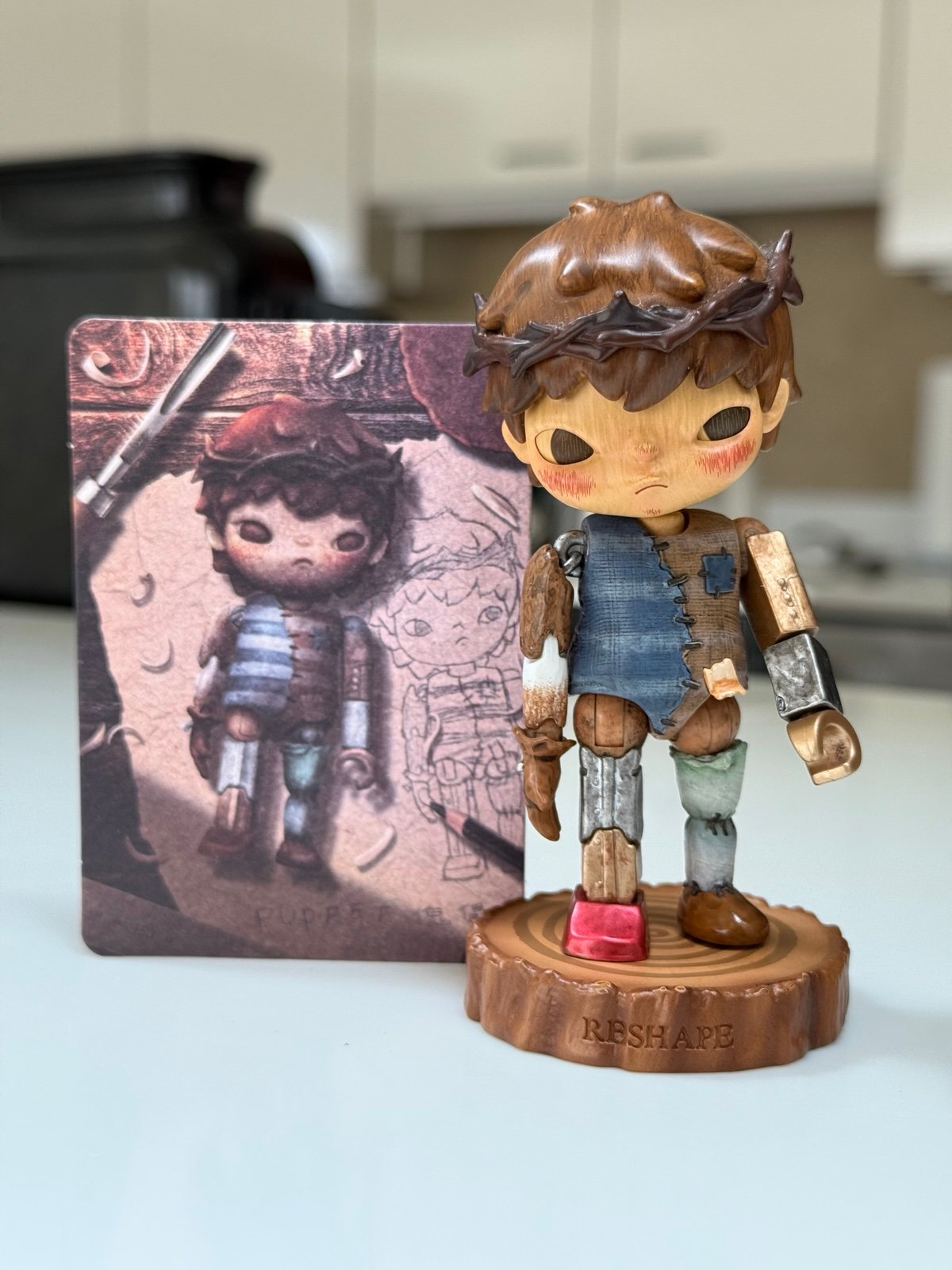 Hirono Reshape Puppet secret - with card, no box