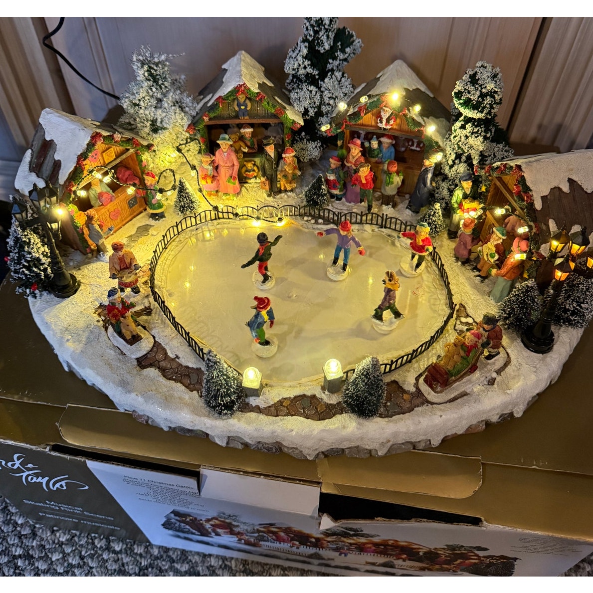 Lord & Taylor Musical Skating Rink - Christmas - Polyresin - Musical