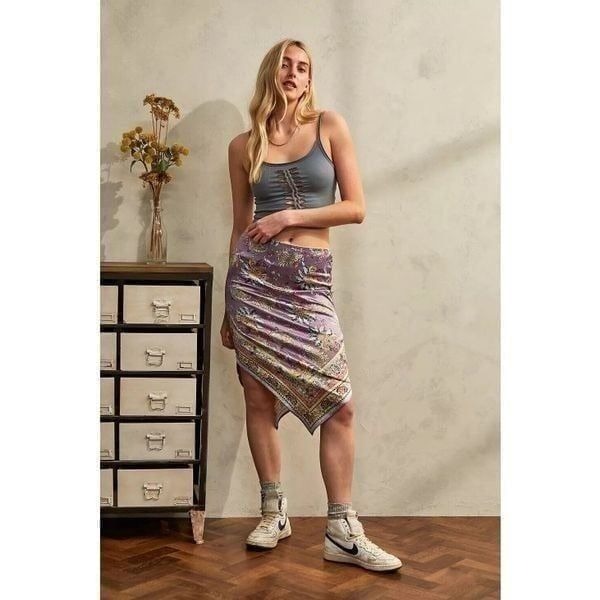 NWT Urban Outfitters Purple Paisley Hanky Hem Purple Skirt Sz M Satin Bandana