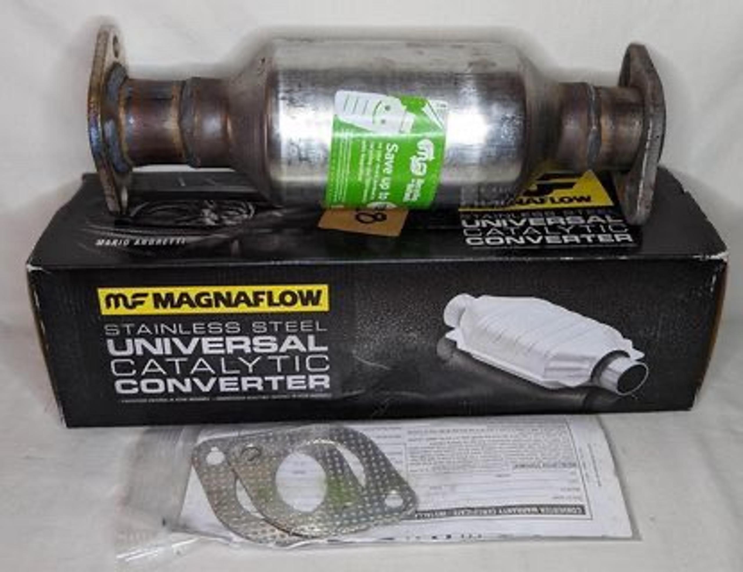 NIB Magnaflow 22757 Direct Fit Catalytic Converter for Select Mazda and Nissan