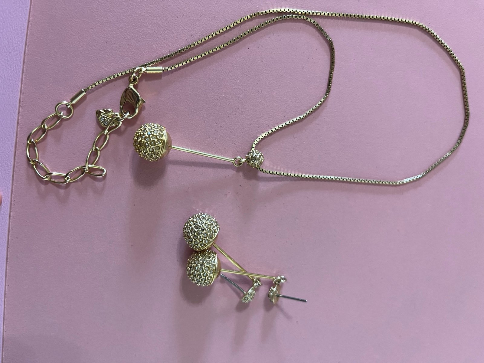 Swarovski necklace and earrings set