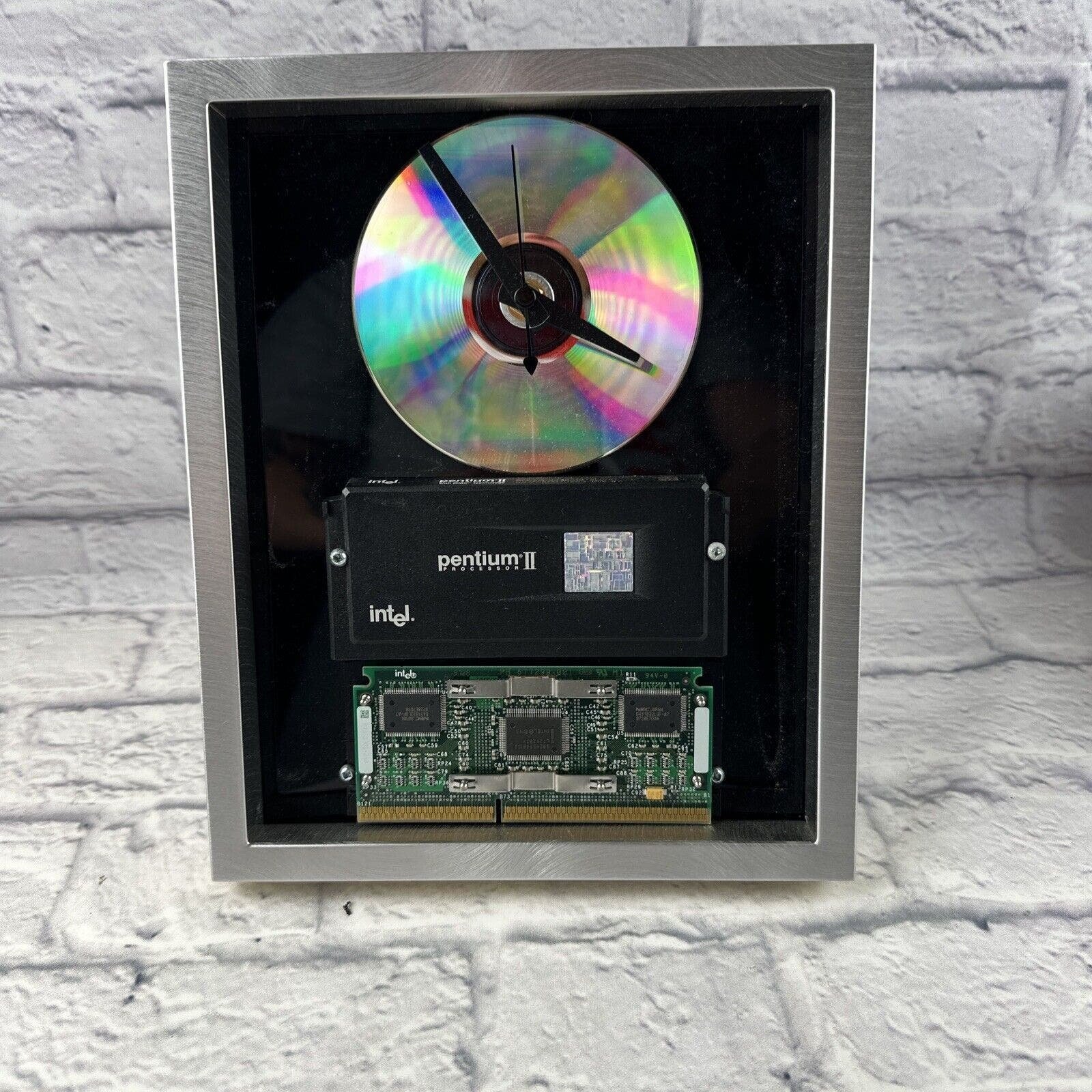 Rare! Desktop Circuit Board, Computer Professor Art/Sculpture Quartz Clock.