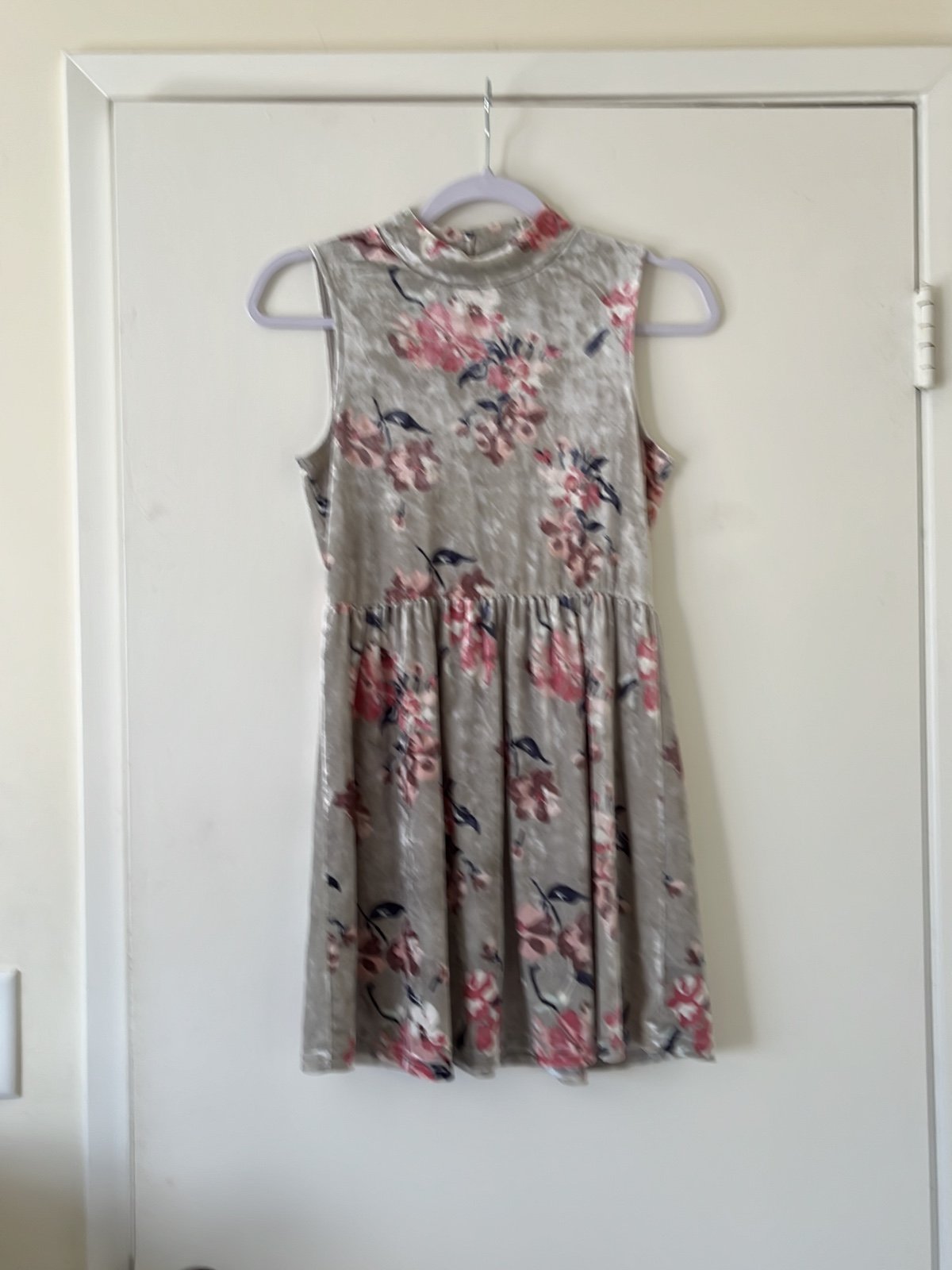 Epic threads dress top