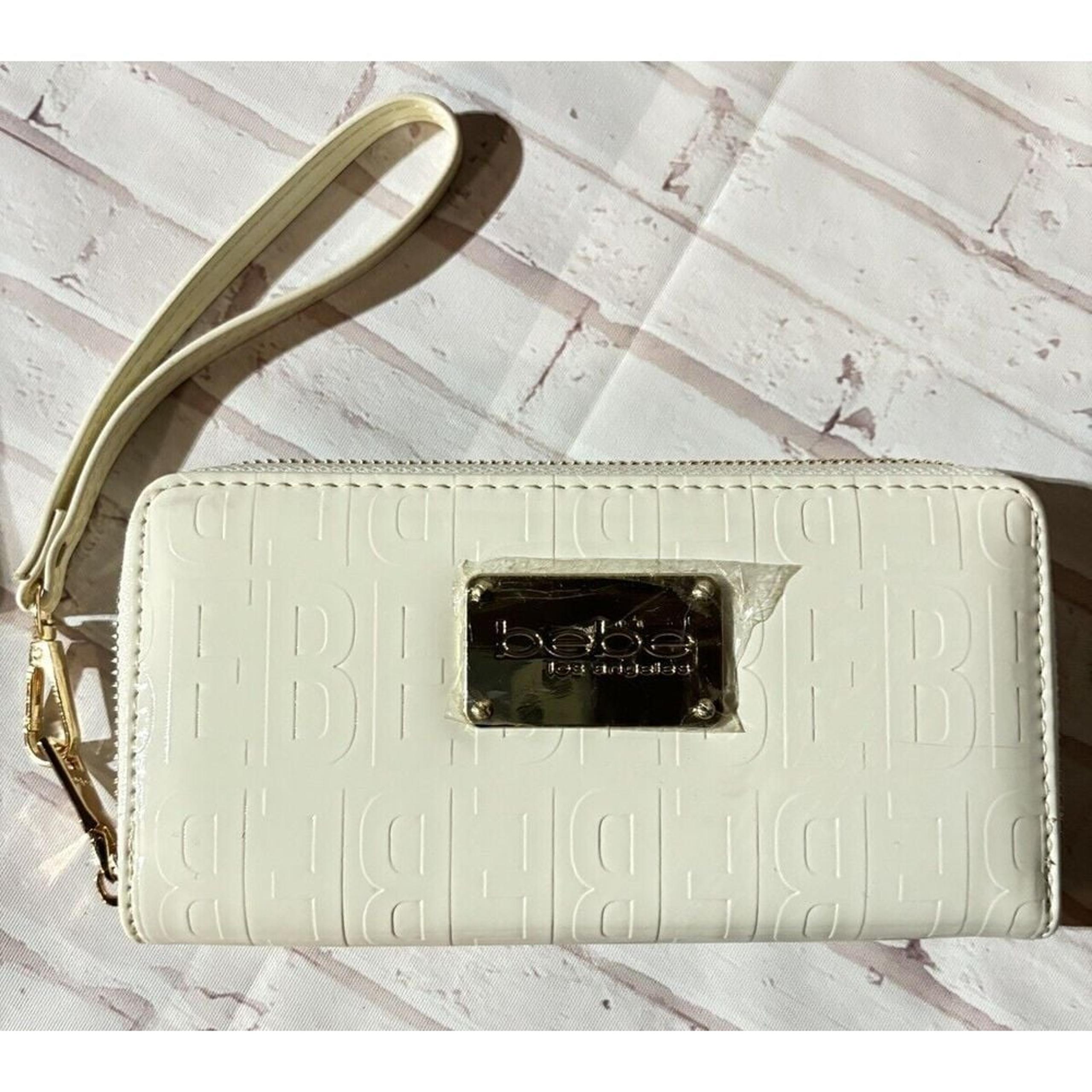Bebe Womens Zip Around LOGO WHITE Wallet NEW W/O Tags