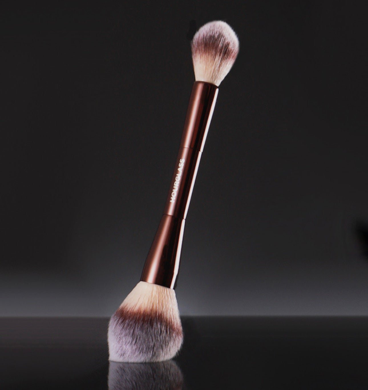 Hourglass double end VEIL Powder Brush