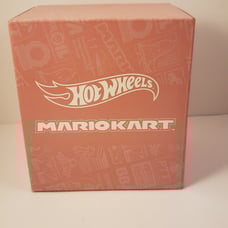 Hot Wheels Mario Kart Pink Gold Peach