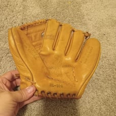 Vtg 1960s Baseball Glove
