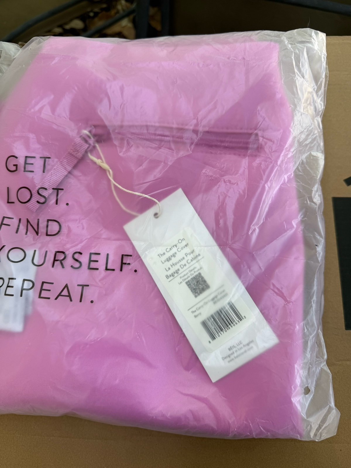 BÉIS carry on cover in LIMITED EDITION Berry