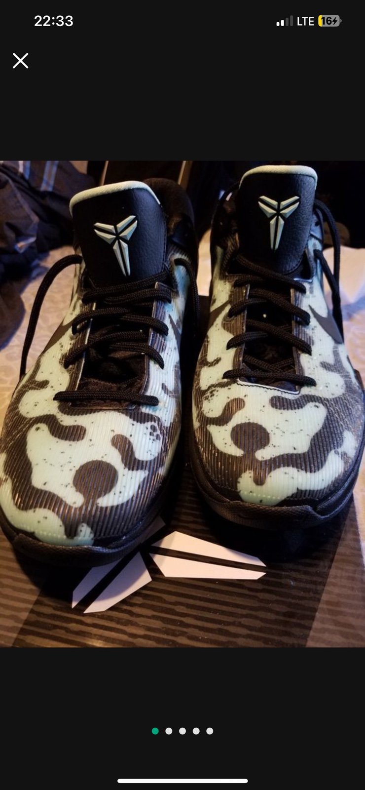 Kobe 7 Poison Darts Easter Edition size 13