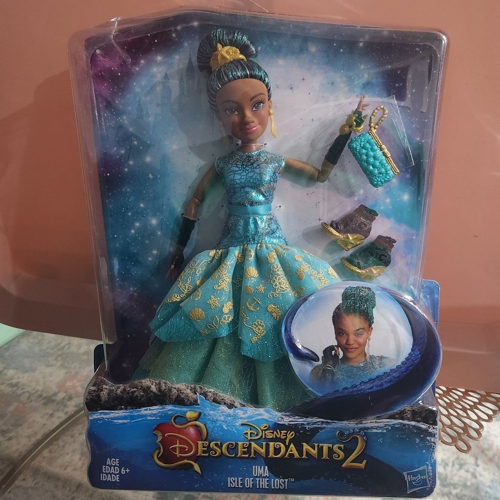 Rare Disney descendants 2 uma Doll