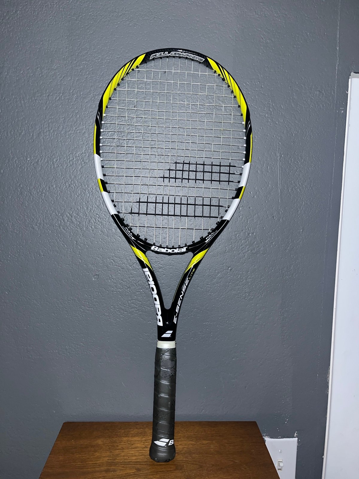 Babolat E-SENSE Lite Full Graphite Tennis Raquet