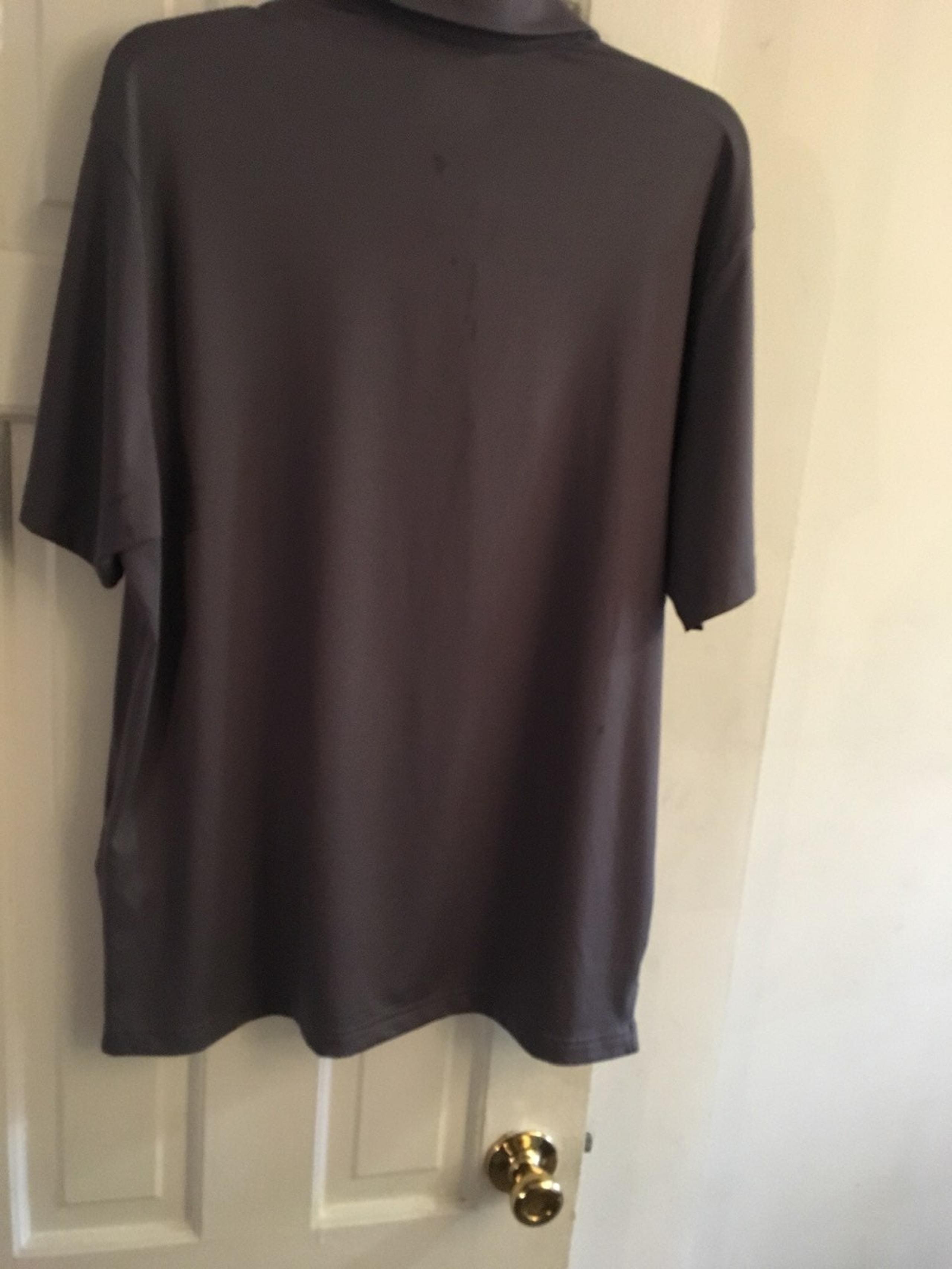 Men's Under Armour Polo Shirt Size L